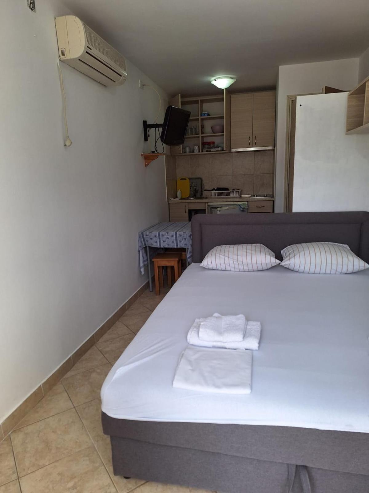 קוטור Apartments Iva מראה חיצוני תמונה